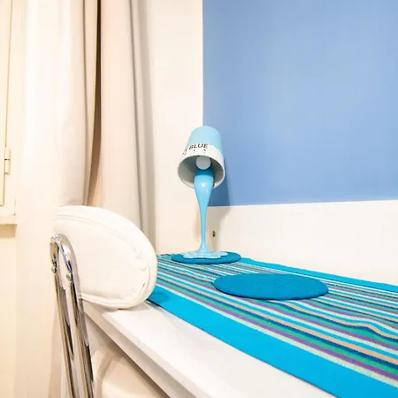 Color House 3* Nápoles