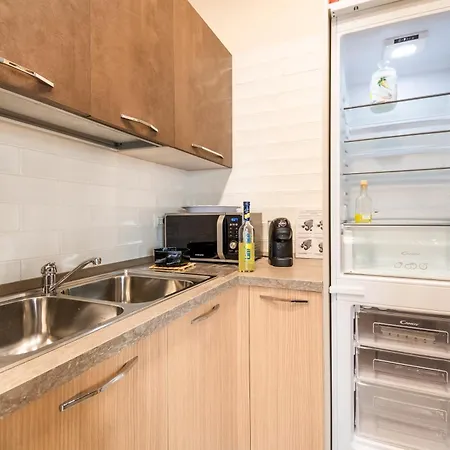 Pensión Color House 3*