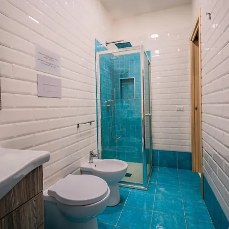 Color House 3* Nápoles