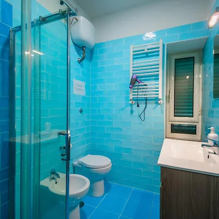 Color House * Naples