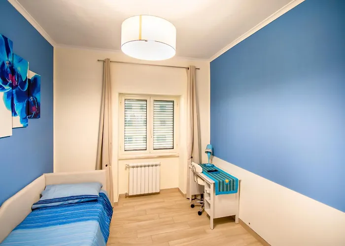 Color House Pensionat 3*