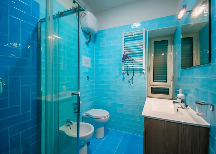 Color House 3* Neapel